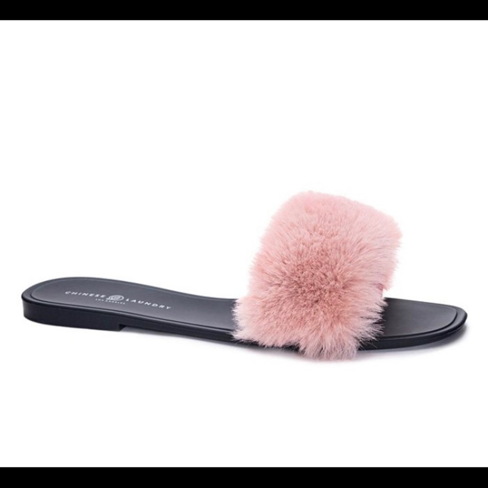 Chinese Laundry Fur Slides size 9